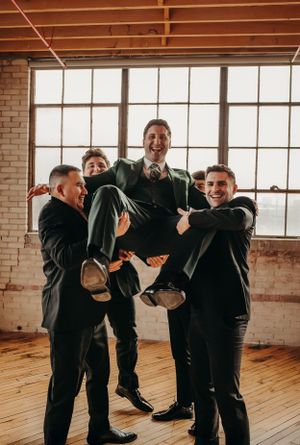 Michigan Wedding Photographer | Creative Art By Bree