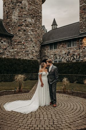 Michigan Wedding Photographer | Creative Art By Bree