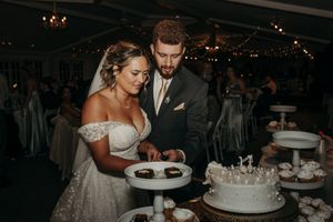 Michigan Wedding Photographer | Creative Art By Bree