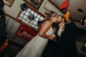Michigan Wedding Photographer | Creative Art By Bree
