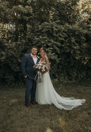 Michigan Wedding Photographer | Creative Art By Bree