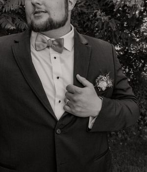 Michigan Wedding Photographer | Creative Art By Bree