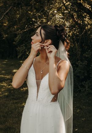 Michigan Wedding Photographer | Creative Art By Bree
