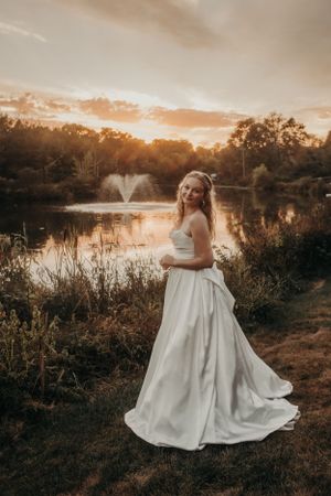Michigan Wedding Photographer | Creative Art By Bree