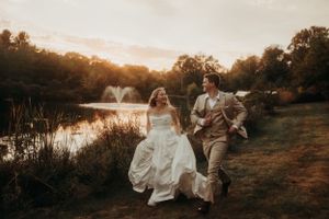 Michigan Wedding Photographer | Creative Art By Bree