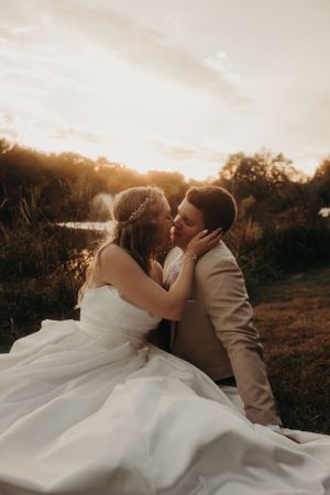 Michigan Wedding Photographer | Creative Art By Bree