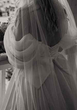 Michigan Wedding Photographer | Creative Art By Bree