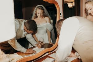 Michigan Wedding Photographer | Creative Art By Bree