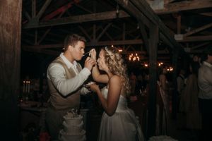 Michigan Wedding Photographer | Creative Art By Bree