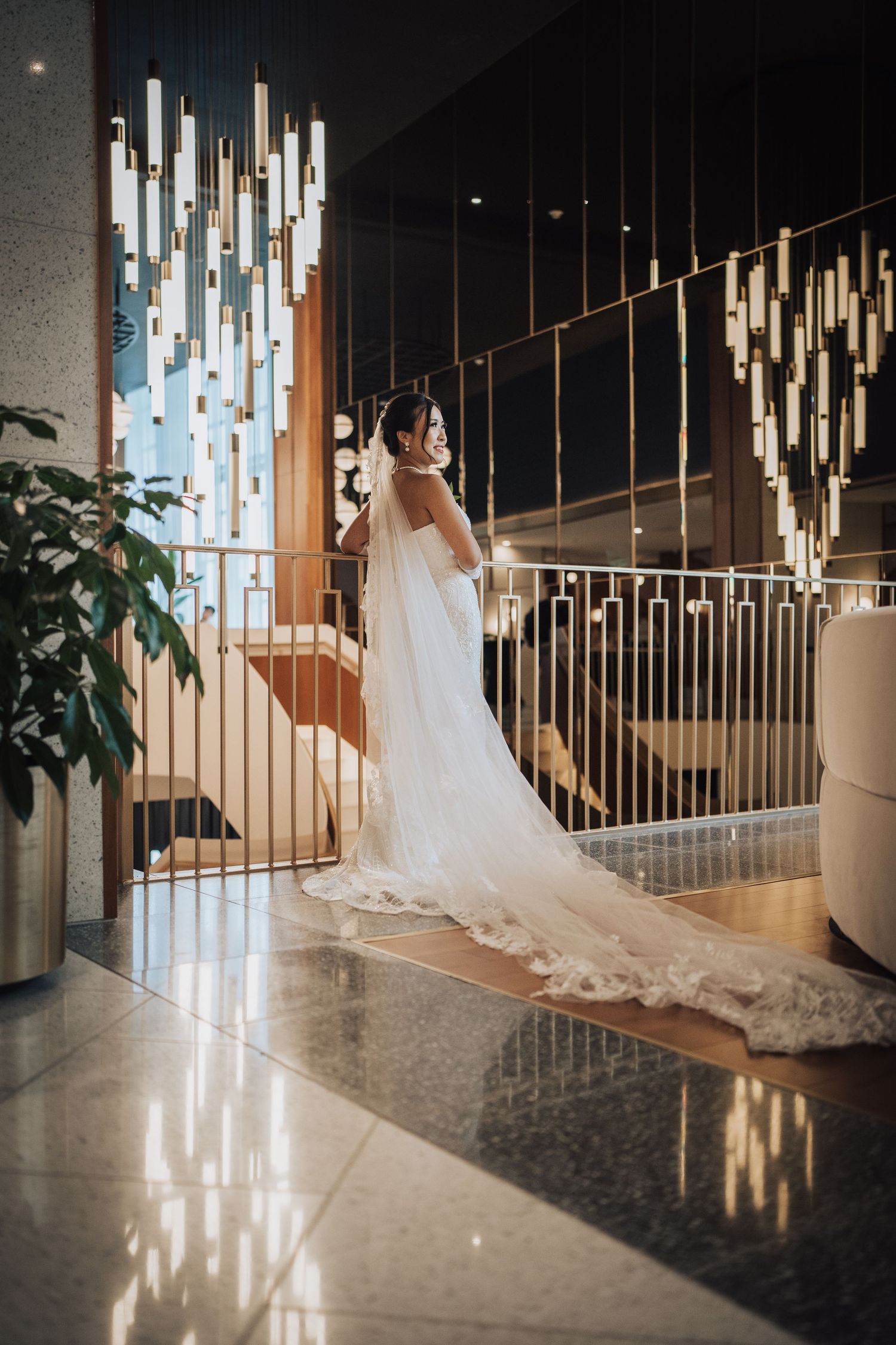Meilleur photographe de mariage T-Gonzalez capturant l'émotion et la beauté à Hôtel Honey Rose. Photographe de mariage de luxe éditorial.