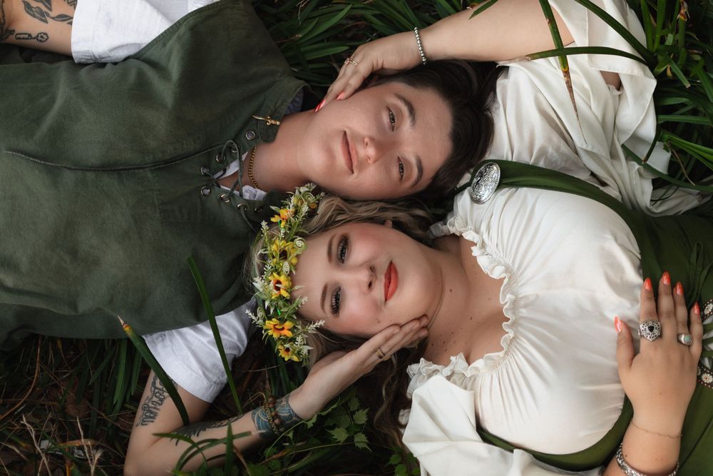 Romantic lesbian couple in Lutz, Florida with Lord of the Rings inspired photography.