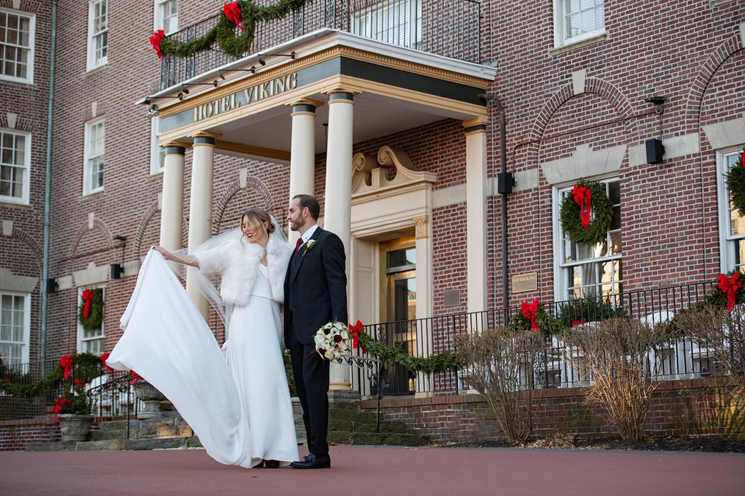 Hotel Viking Newport Rhode Island documentary wedding photographer