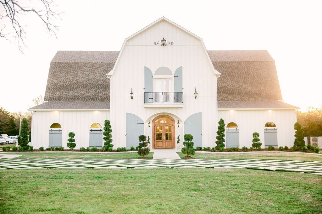Exterior of The French Farmhouse, a Dallas wedding venue