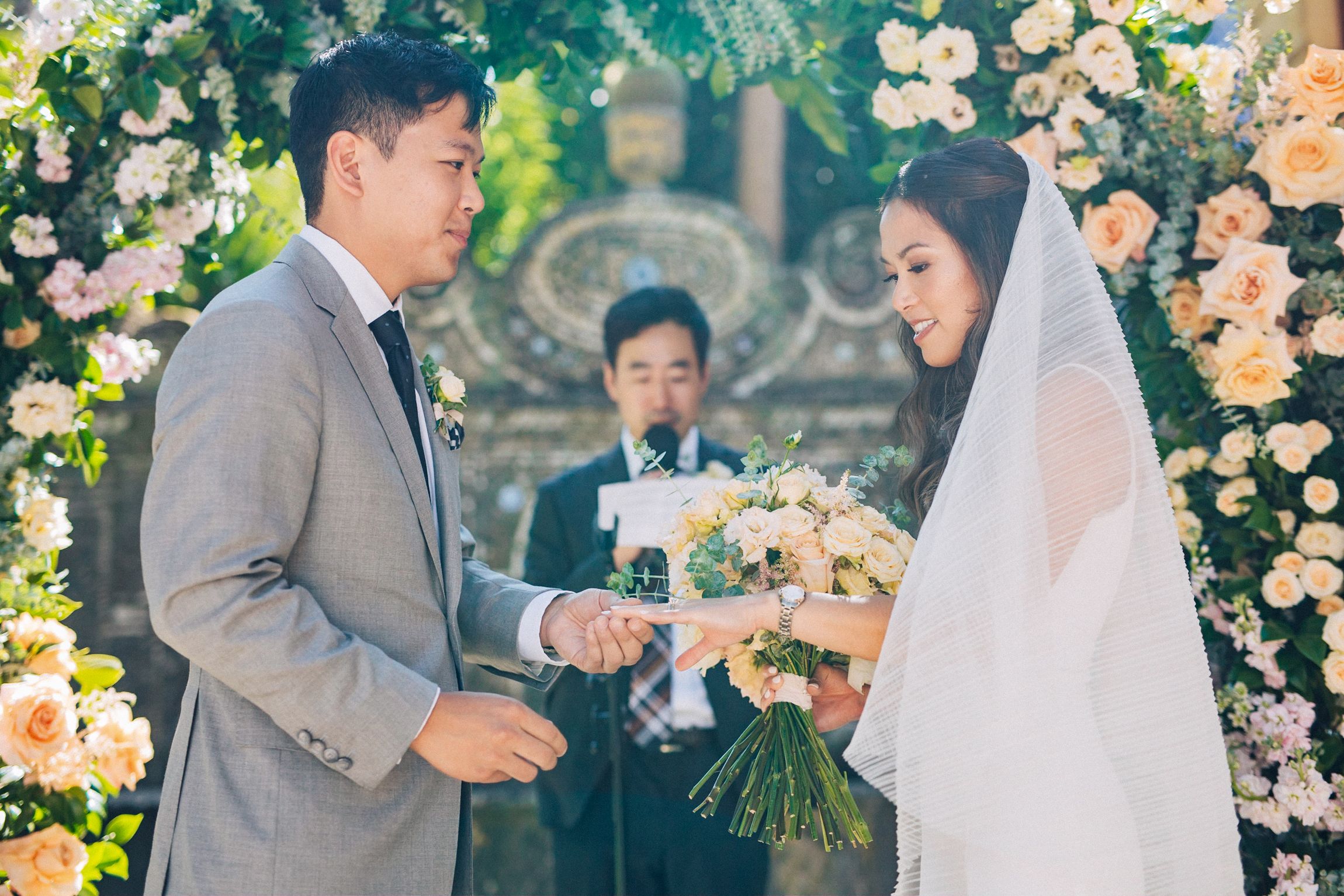 Asian-American wedding ceremony at Palácio de Fronteira, destination wedding in Portugal