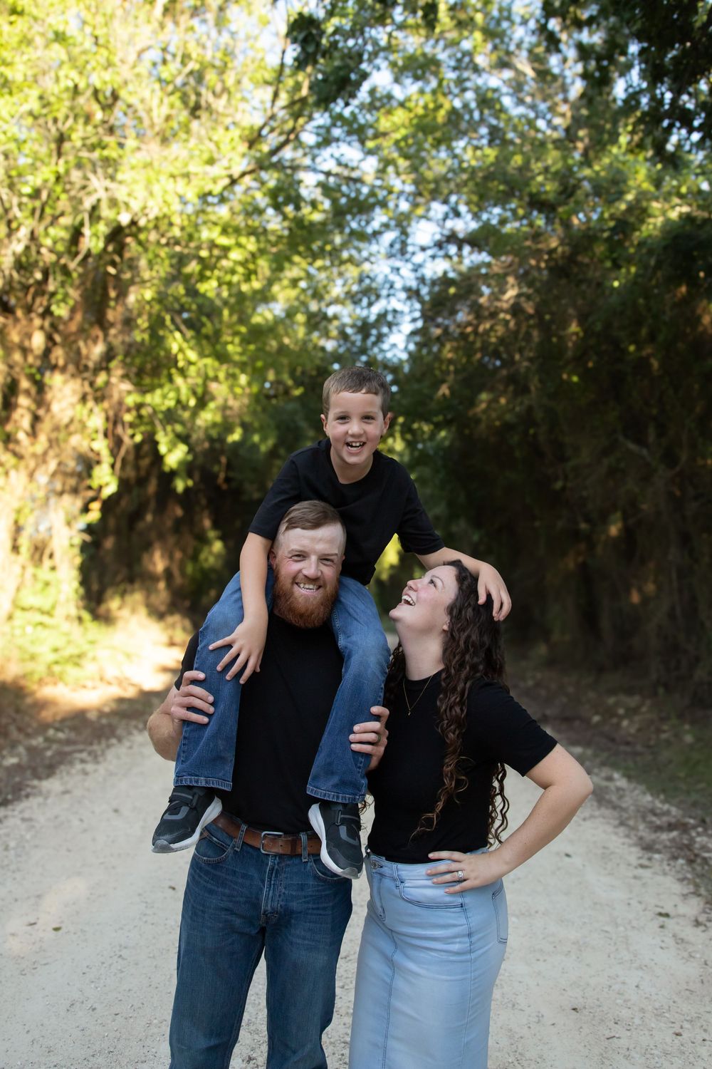 Family Photos on road, Stephenville Couples Photographer, Stephenville Family Photographer, Stephenville Couples Photos, Stephenville TX