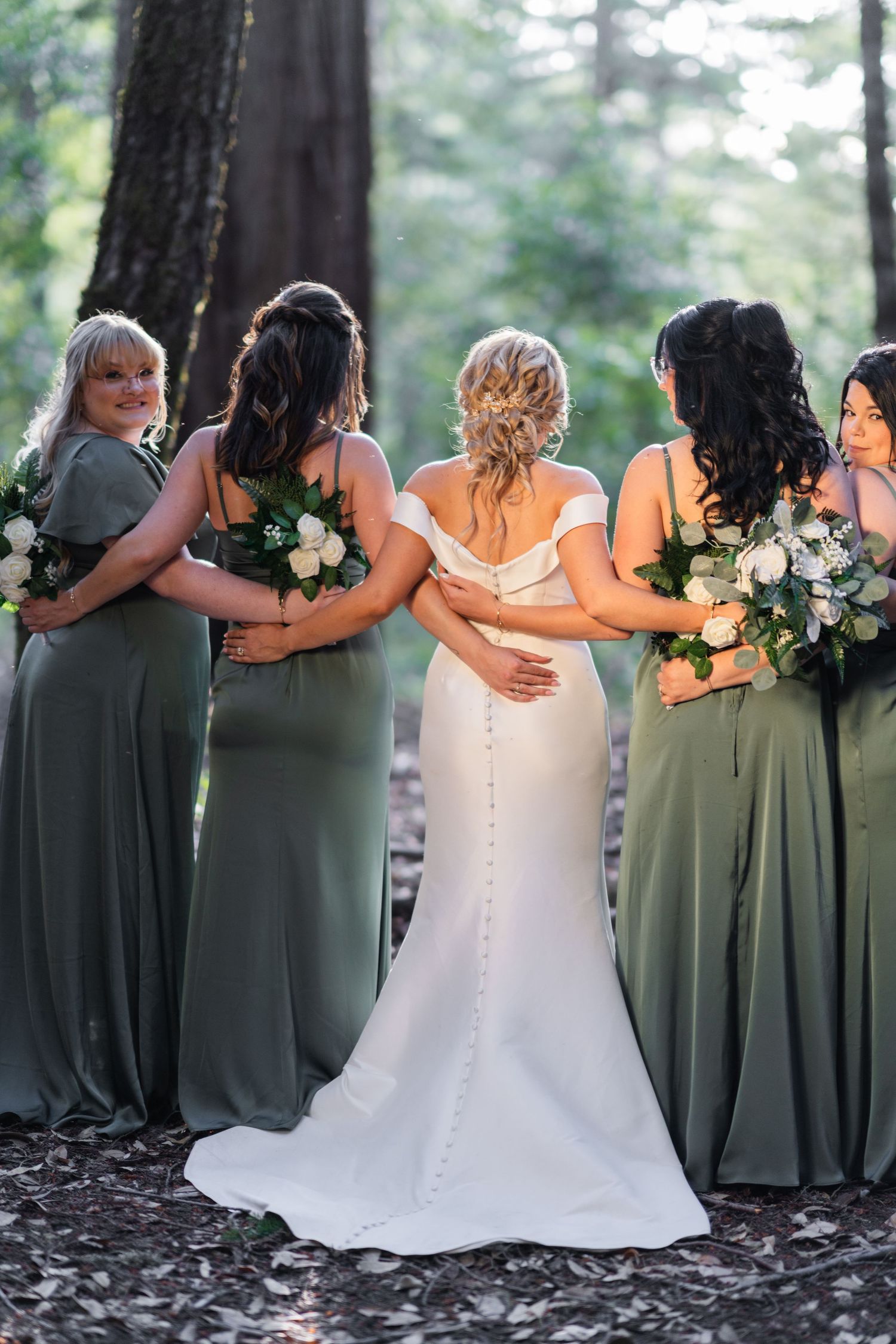Mara + Connor | © Carly Arnwine Photography | Mendocino County | Leonard Lake Reserve | Northern California Wedding