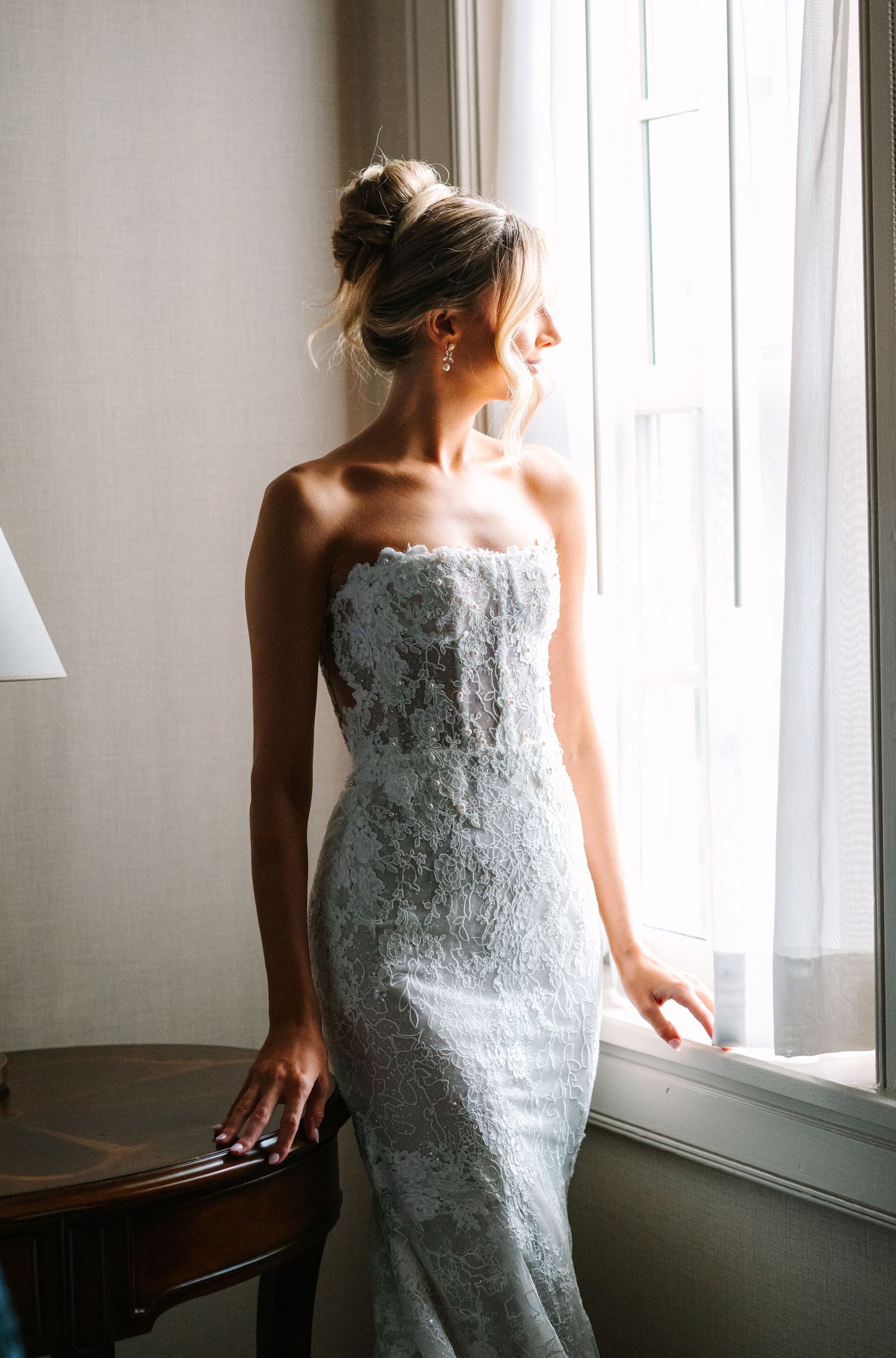 Bright, soft and romantic wedding photography. Youngstown, Ohio