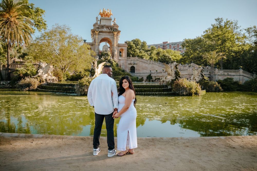 Couple walking together hand in hand inside Casa Vicens.