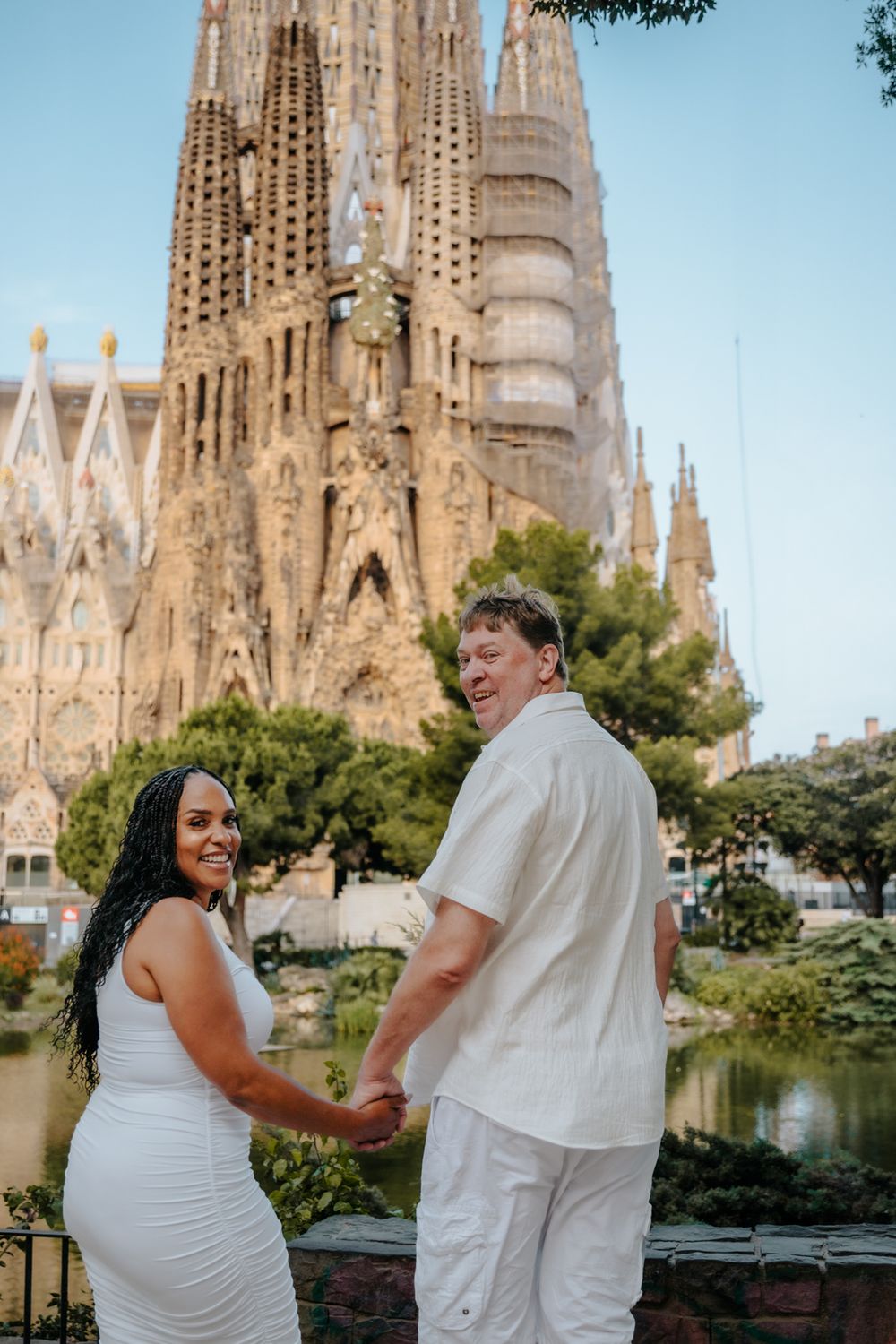 Romantic anniversary portrait with Sagrada Familia’s columns as a backdrop.