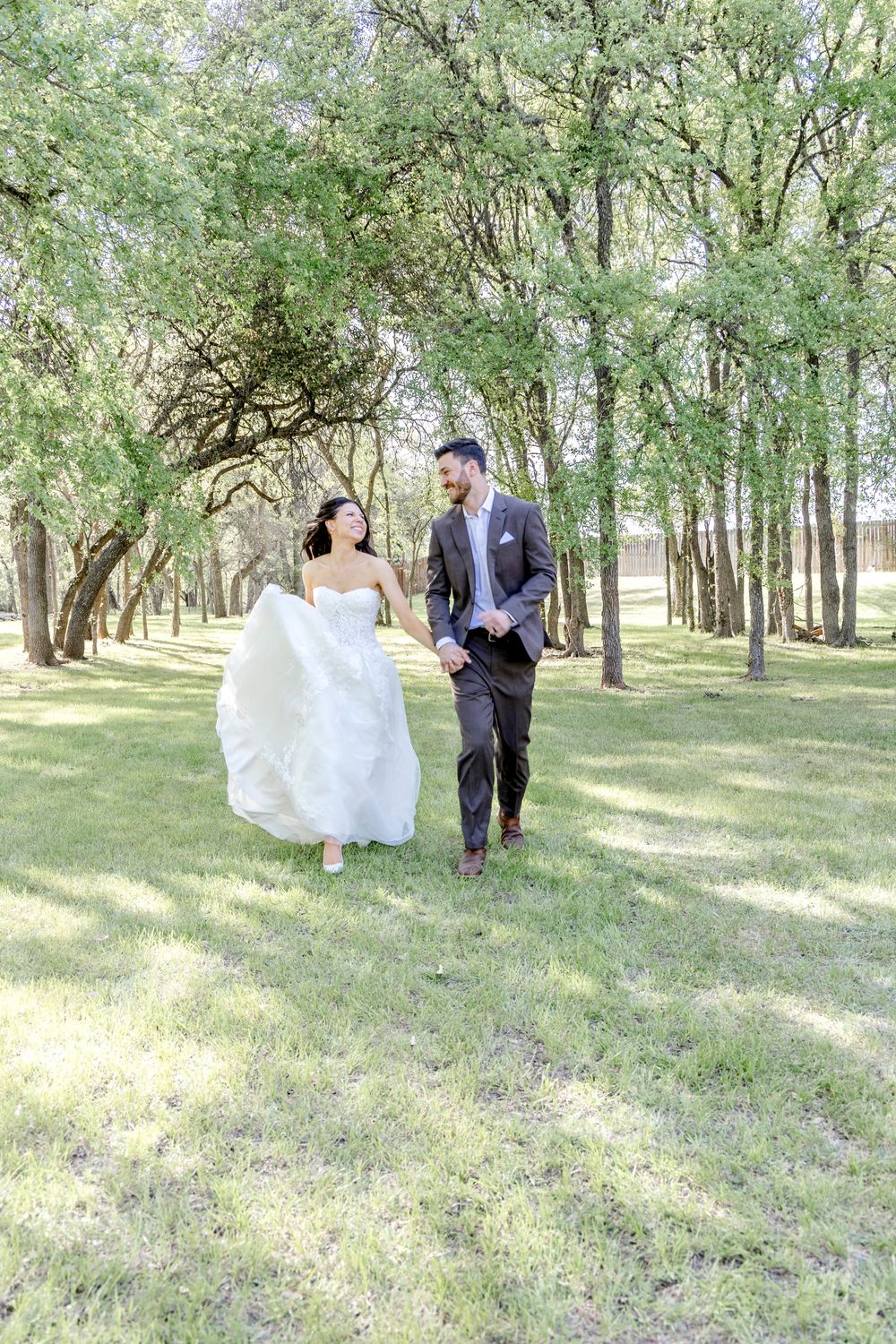 Austin wedding photographer capturing candid moments of laughter and joy