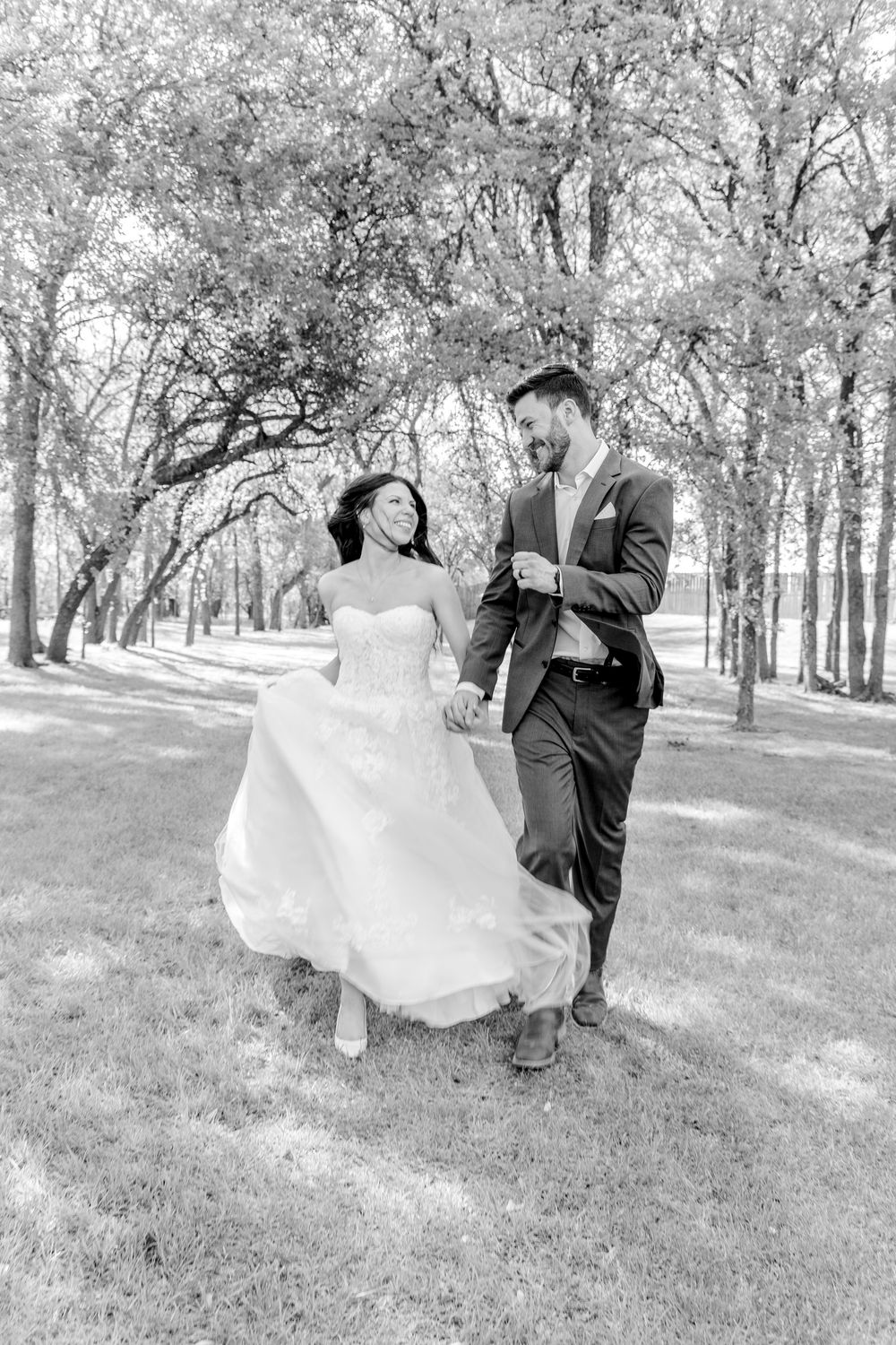 Dripping Springs wedding ceremony candid reactions of couple and guests