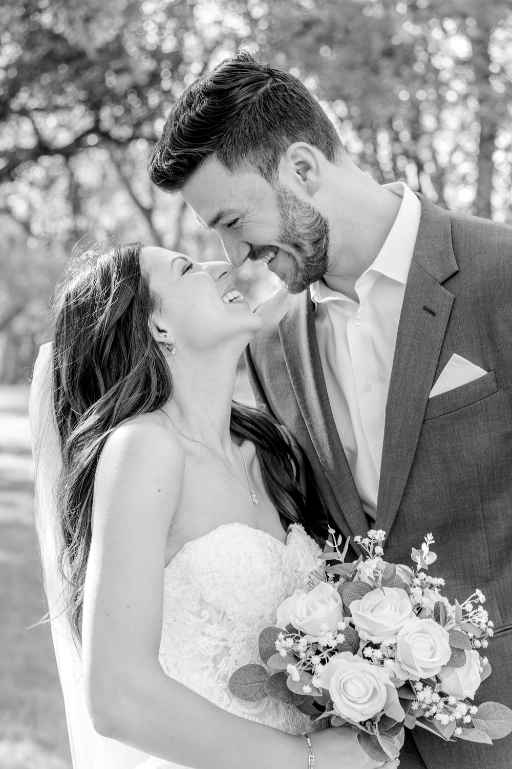 Austin documentary-style wedding photography with true to life editing