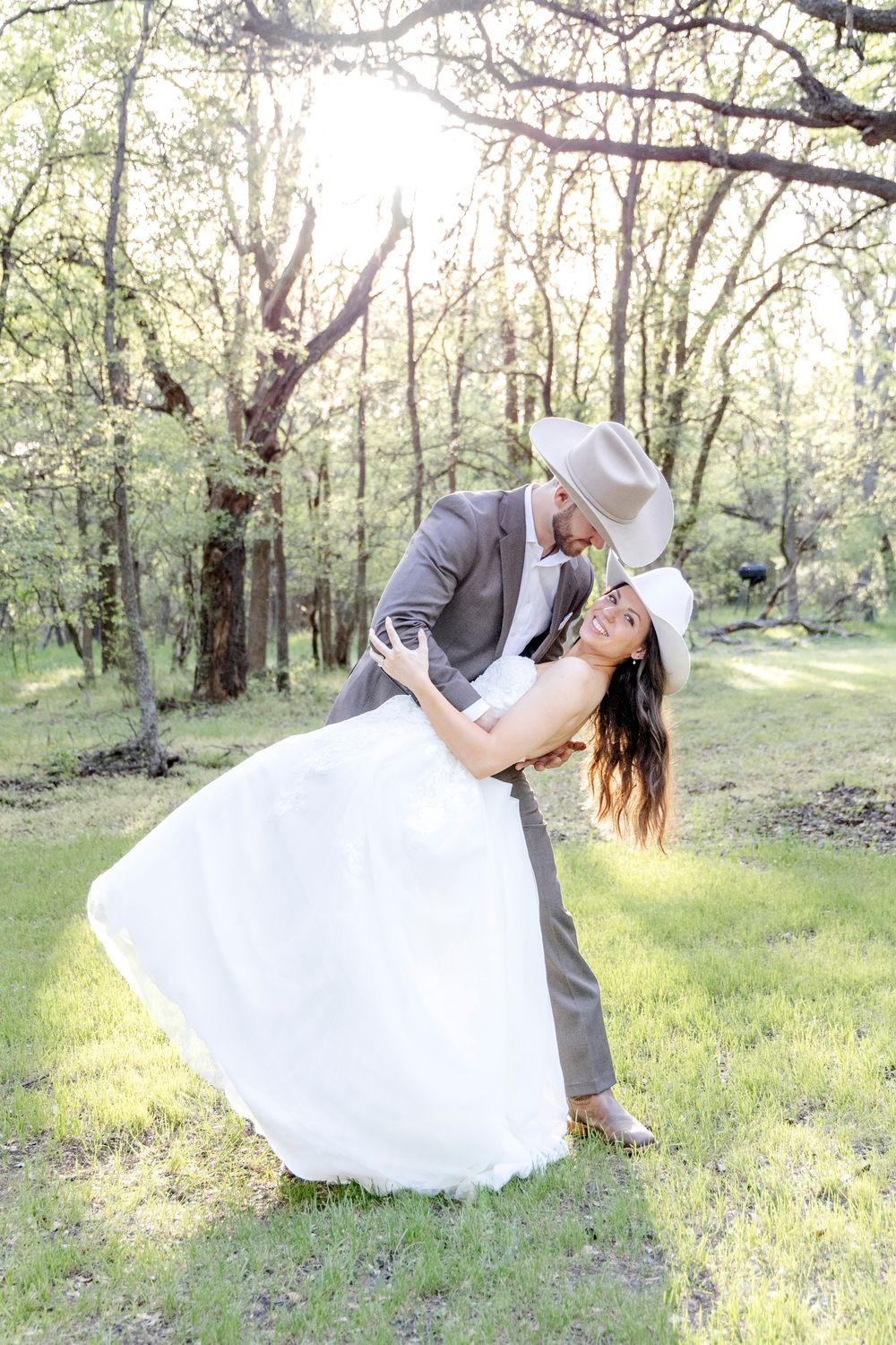 Light and airy Austin wedding photography with soft natural light and romantic tones