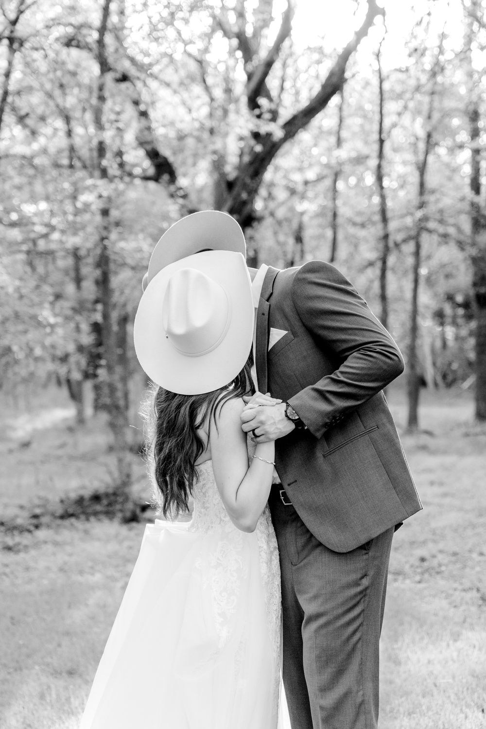 Luxury Austin wedding venue ceremony photographed in natural light