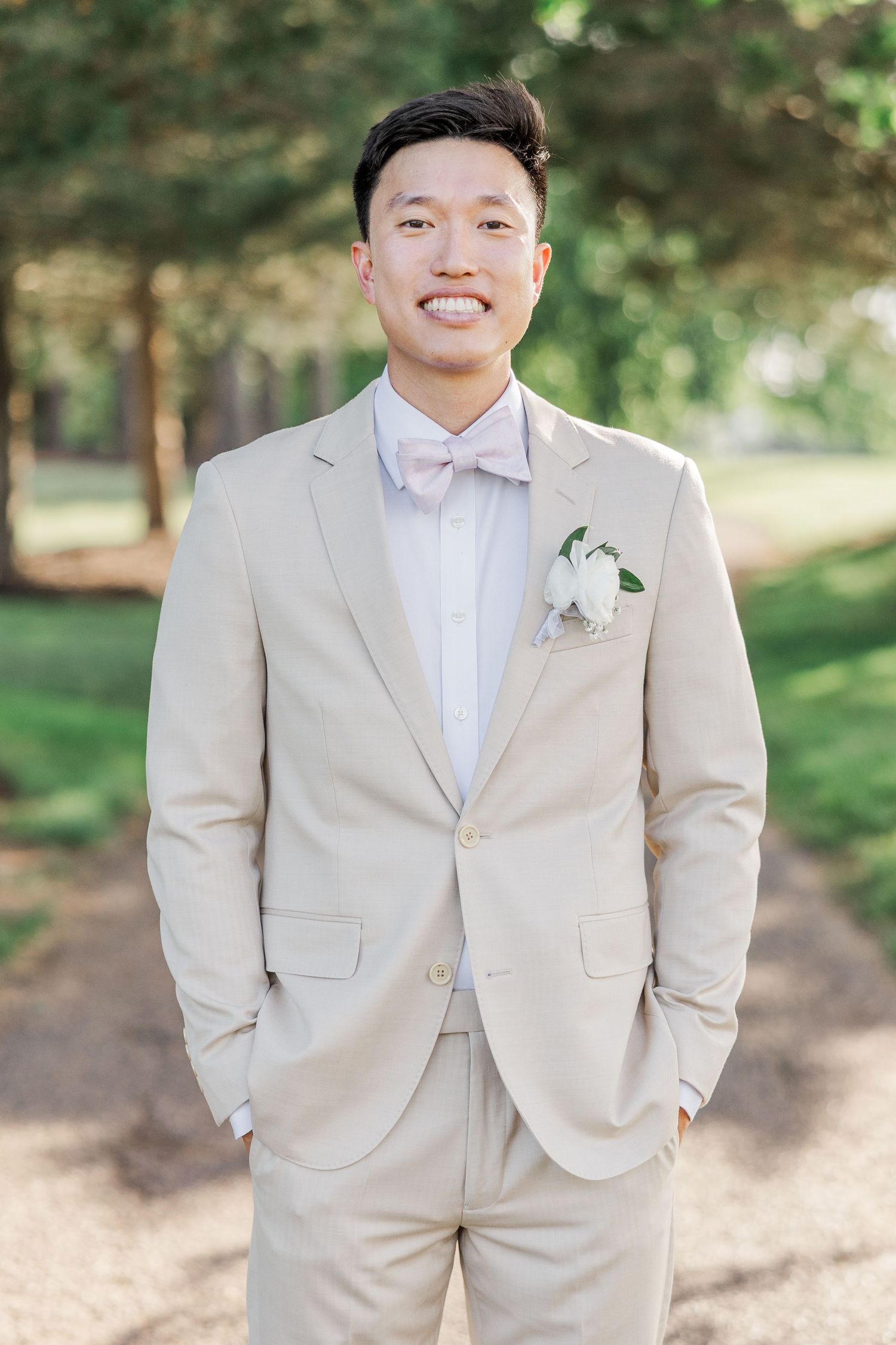 Dominion valley country club wedding pictures