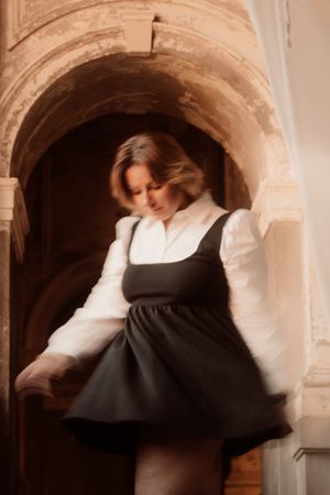Ritratto ambientato a Cogliate – Dreaming. Ritratti intimi e ispirati, tra luce e atmosfera. Un’esperienza visiva autentica, la tua luce