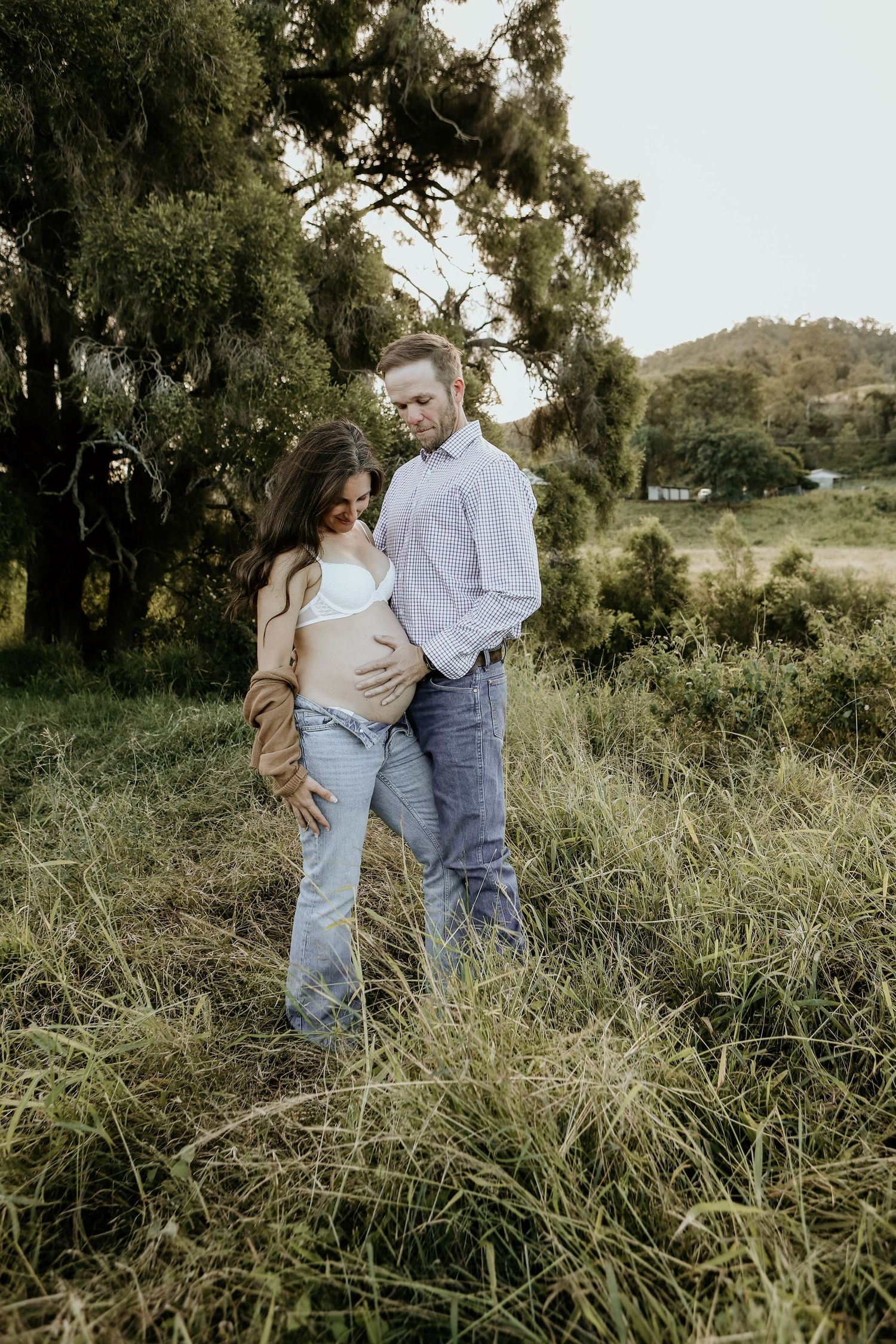 Maternity Session In Jeans