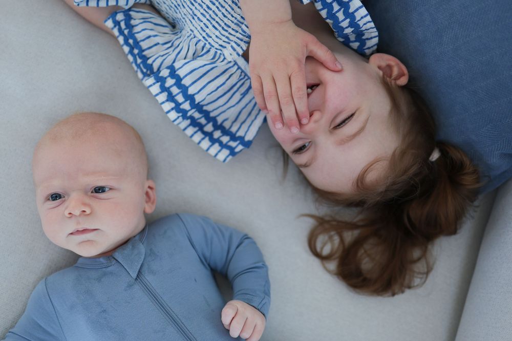 Daisy Greer Photography, Virginia Beach family photographer, Virginia Beach newborn photographer, cozy at home newborn family session