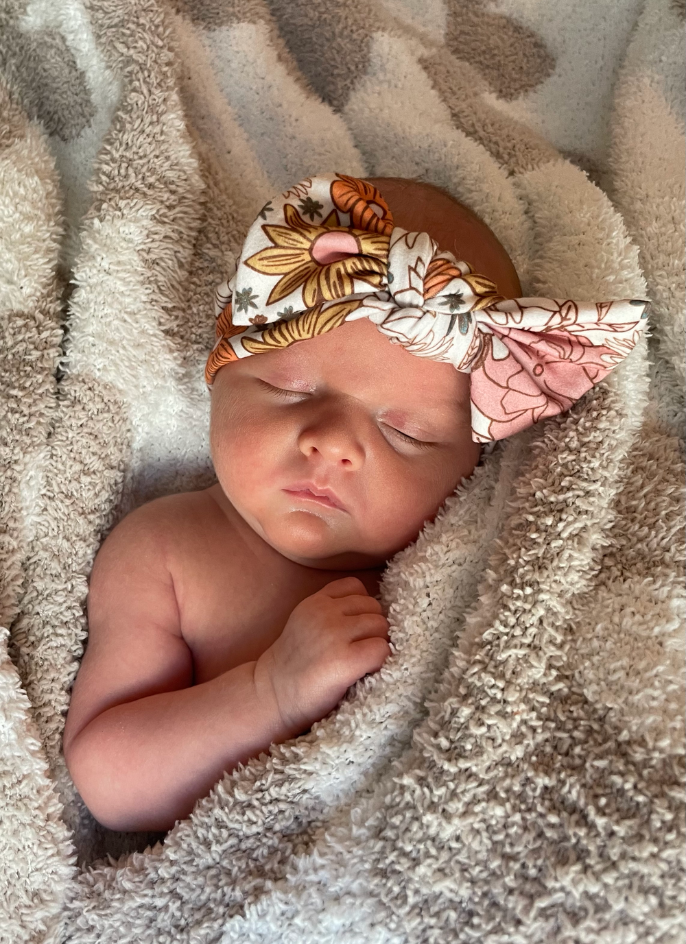 Daisy Greer Photography, Virginia Beach family photographer, Virginia Beach newborn photographer, cozy at home newborn family session