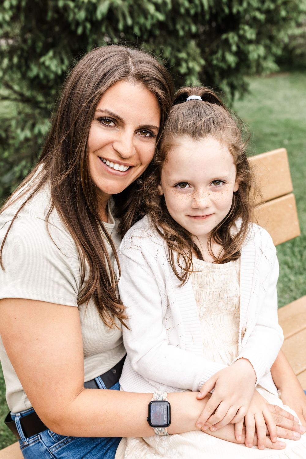 candid mother daughter session