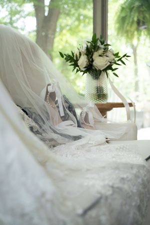 Luxury wedding photography in Charlotte North Carolina for a modern couple