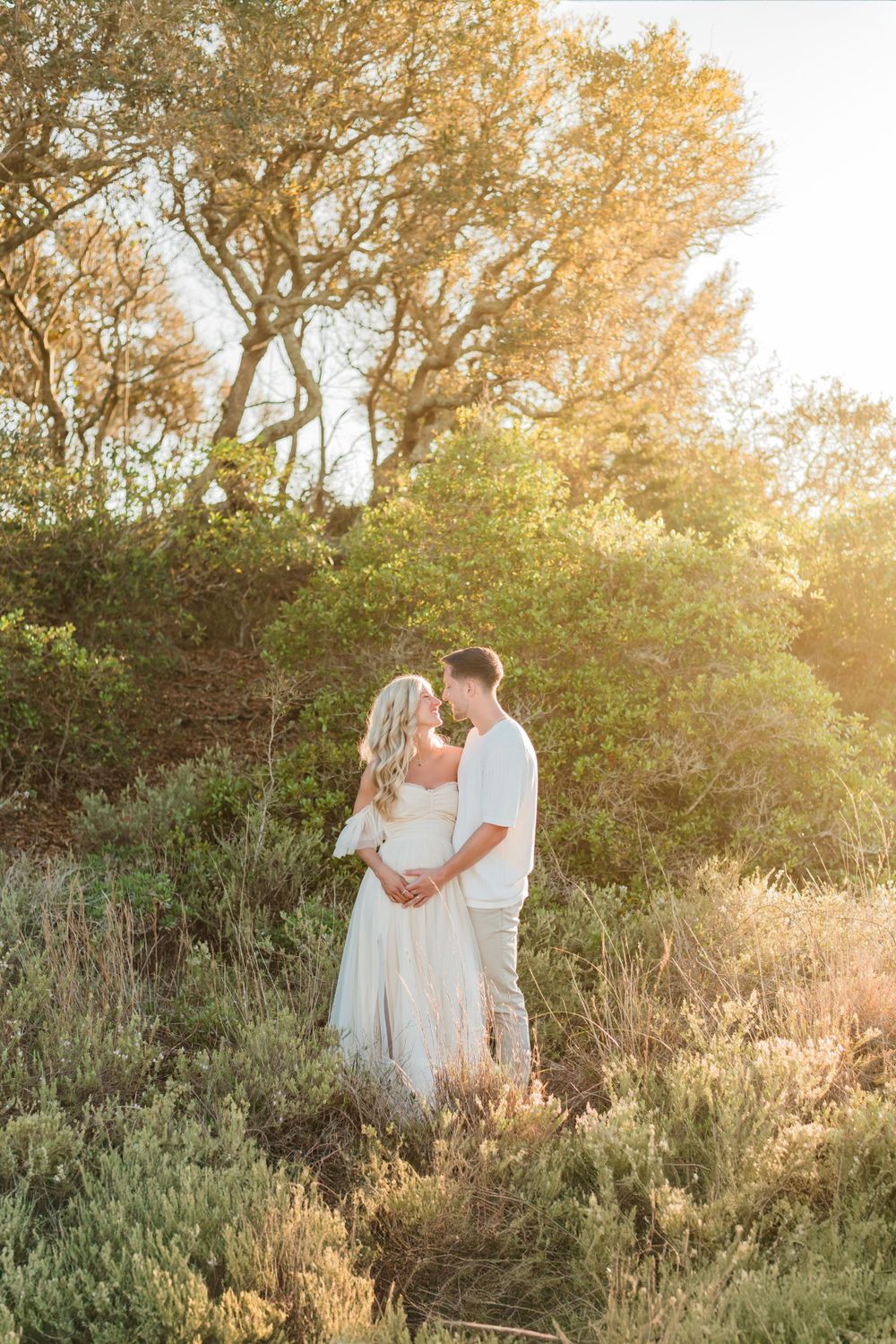 Best maternity photographer in Destin, FL 30A, FL Seaside, FL Watercolor, FL Watersound, FL Alys Beach, FL Rosemary Beach, FL Santa Rosa