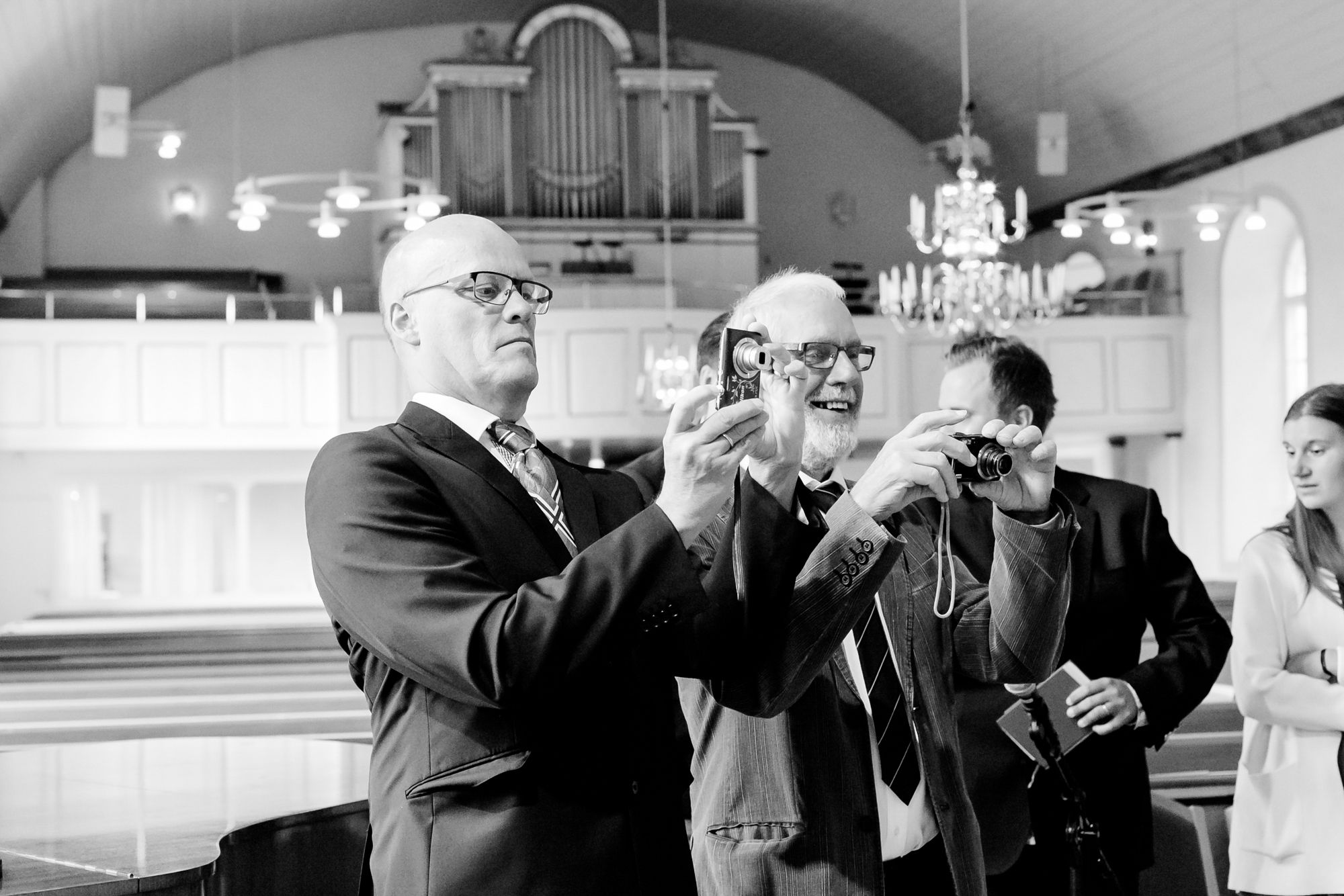 Mailos dop i Bollebygd kyrka & Hultefors Stationshus. Fotograf Rebecca Nordin. Dopfotografering.