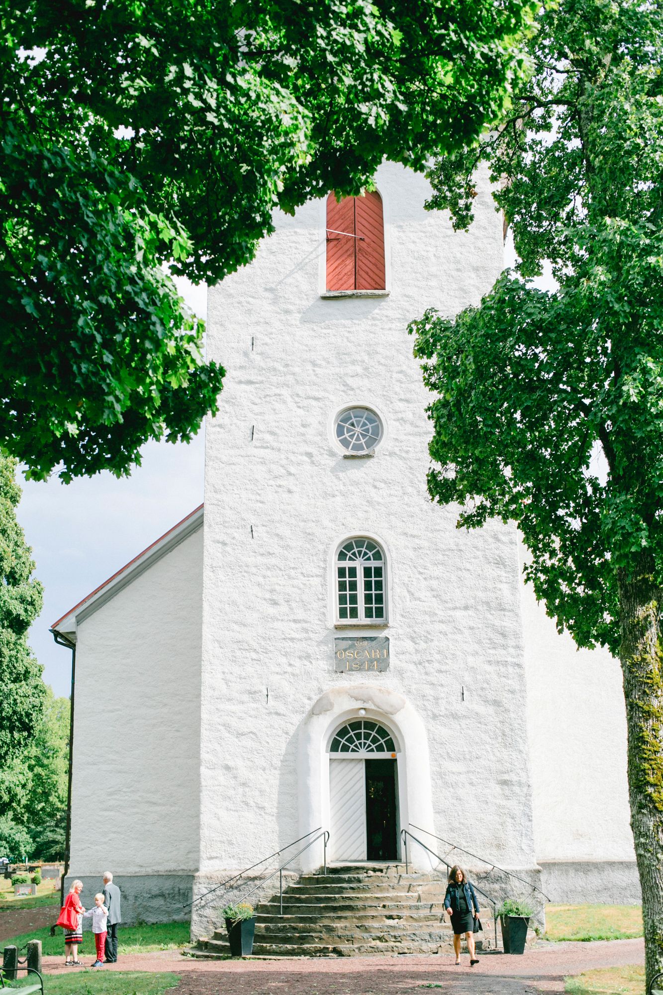 Mailos dop i Bollebygd kyrka & Hultefors Stationshus. Fotograf Rebecca Nordin. Dopfotografering.