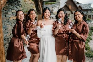 Queenstown heli wedding photographer capturing breathtaking mountain-top ceremonies and unforgettable wedding experiences.