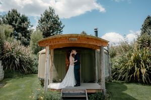 Queenstown heli wedding photographer capturing breathtaking mountain-top ceremonies and unforgettable wedding experiences.