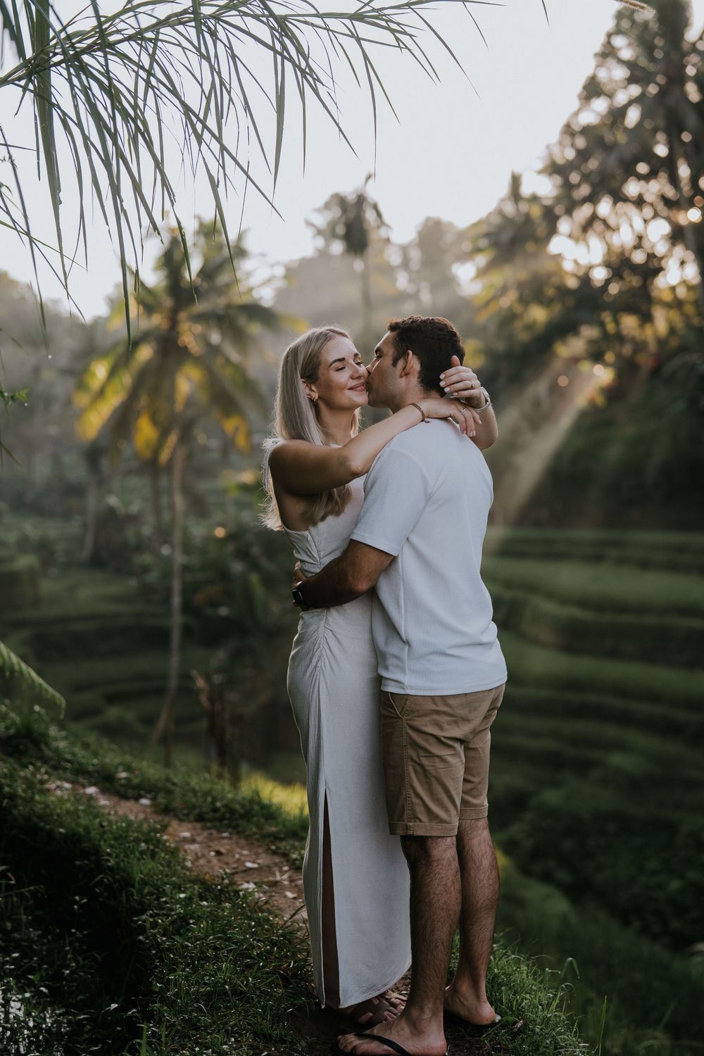 Maternity photoshoot in Ubud rice terraces