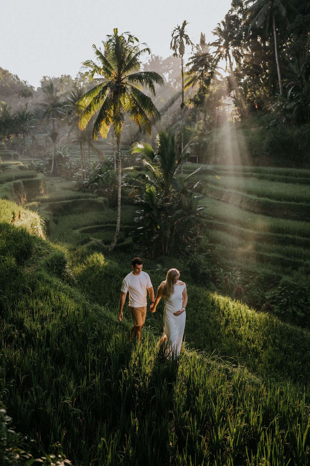 Maternity photoshoot in Ubud rice terraces