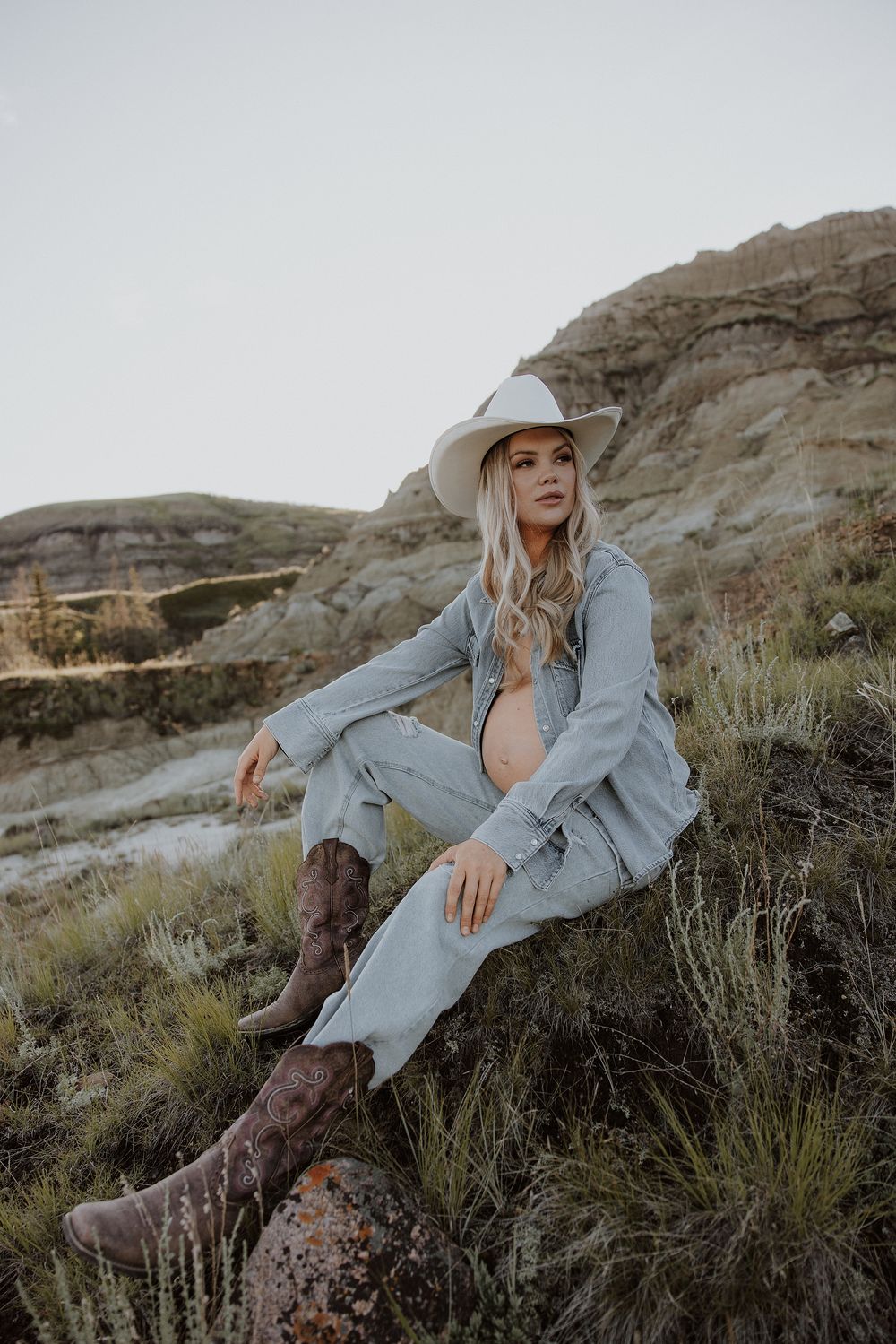 Calgary Alberta maternity photographers