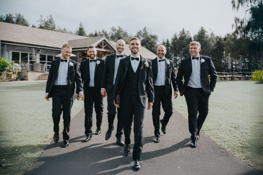 hobbit hill wedding photography groom groomsmen