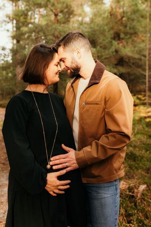Séance photo couple grossesse forêt yvelines