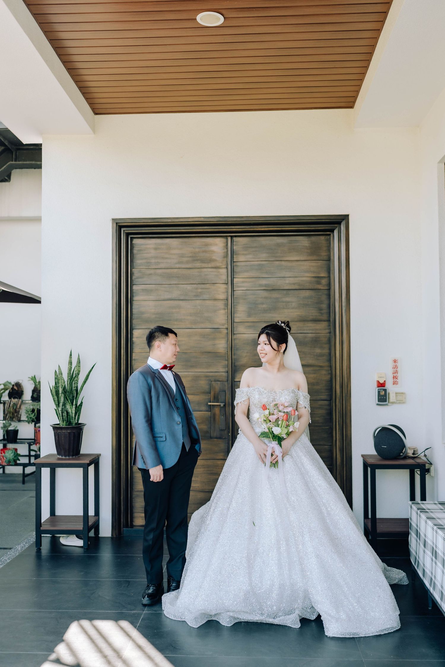 屏東婚禮攝影|墾丁戶外婚禮|自宅婚禮|高級感流水席
Aspire Studio 專精屏東婚禮攝影、自宅婚禮與高級感流水席紀錄,擅長自然光與雜誌感風格。服務涵蓋恆春、墾丁美式戶外證婚、海邊婚禮與小型家宴,以細膩故事感捕捉新人與家人的真實情緒。想找南部最懂美式風格的婚禮攝影團隊。