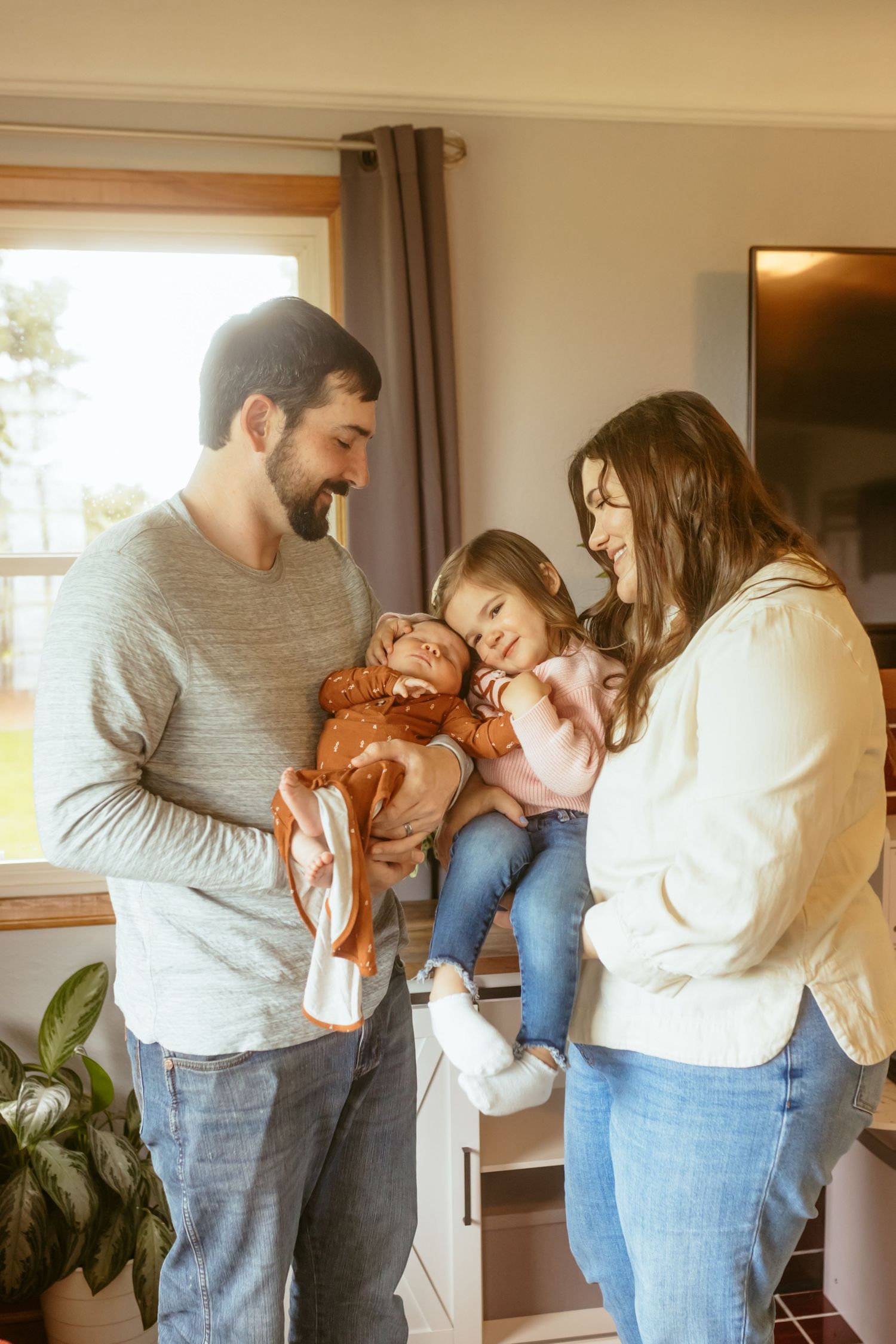 Corvallis Oregon Newborn Photography | Corvallis Oregon Family Photographer | Corvallis Oregon Lifestyle Photographer |