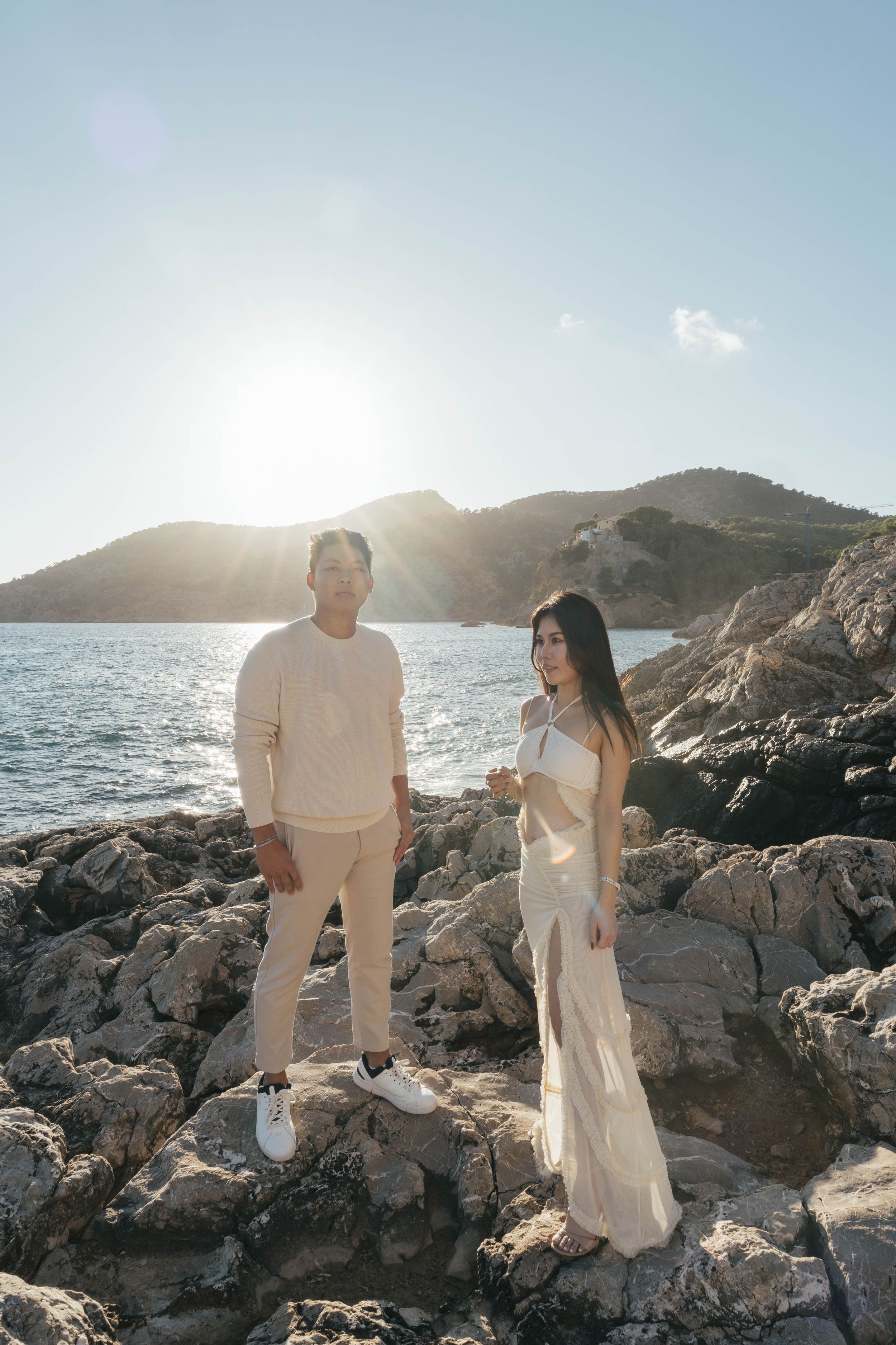 Mallorca Photographer, couple on the beach in Camp de Mar, Mallorca