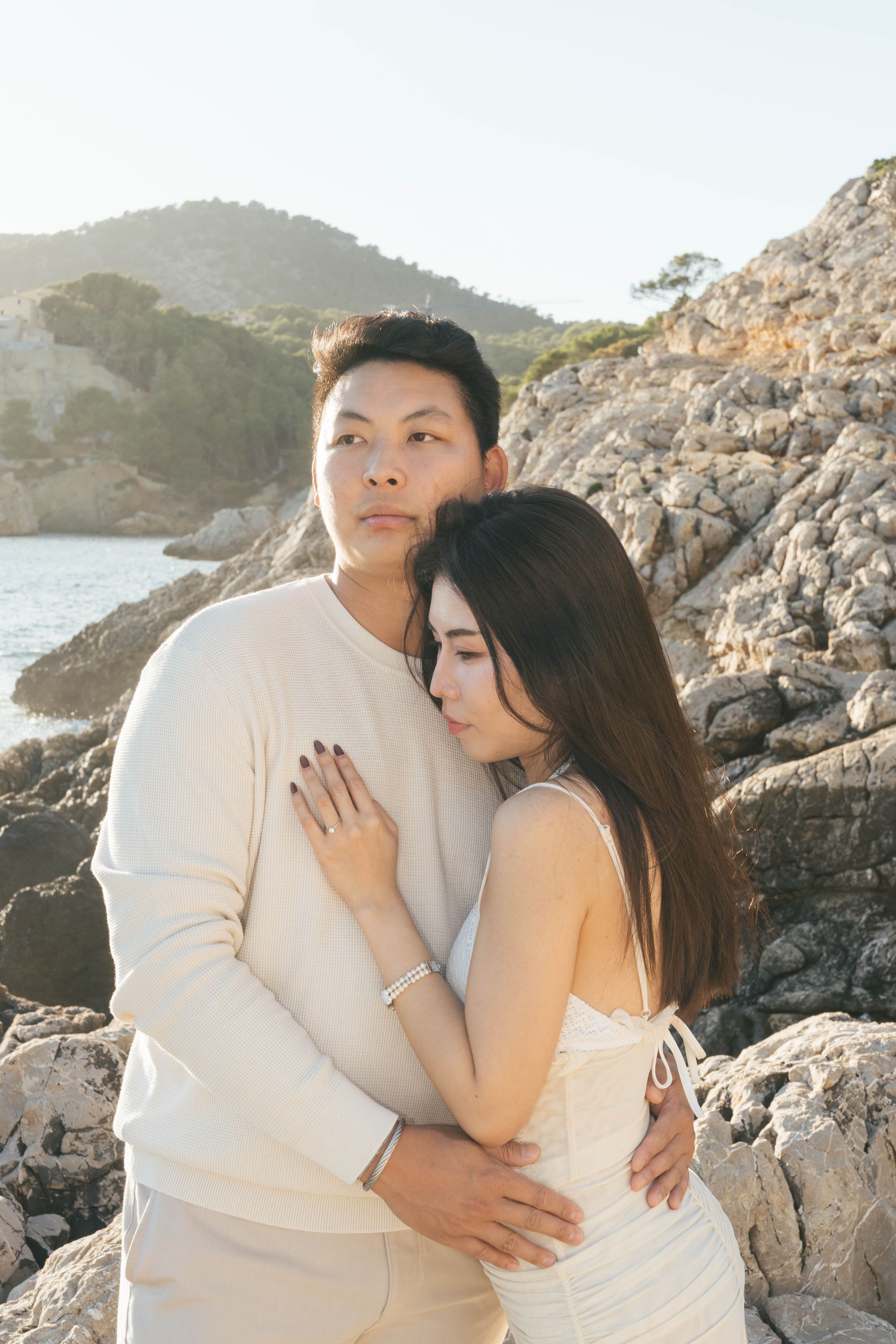 Mallorca Photographer, couple on the beach in Camp de Mar, Mallorca