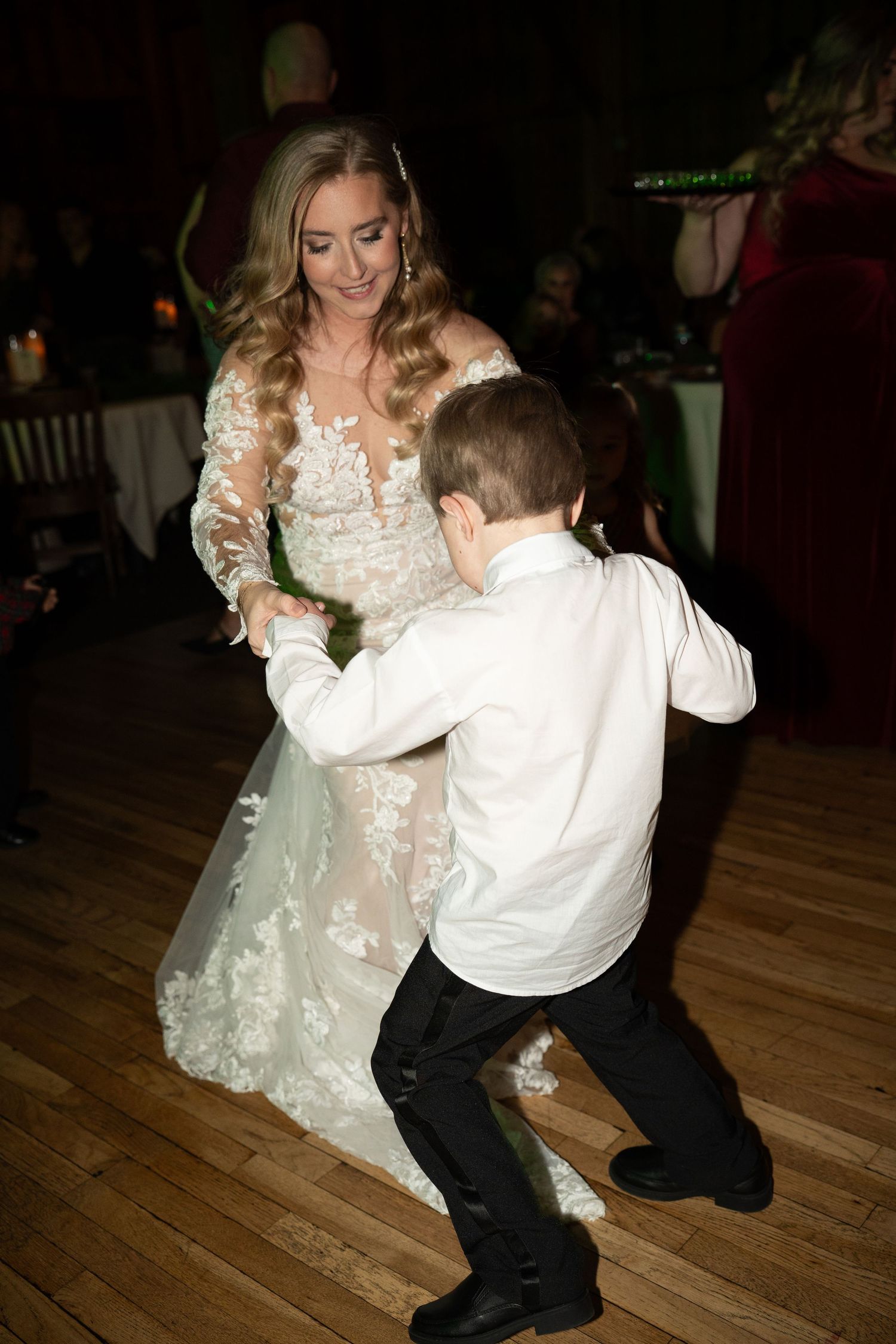 Pittsburgh Wedding Photographer, Hybrid Photographer, Film Photographer, Moon Township Photographer, Destination Photographer